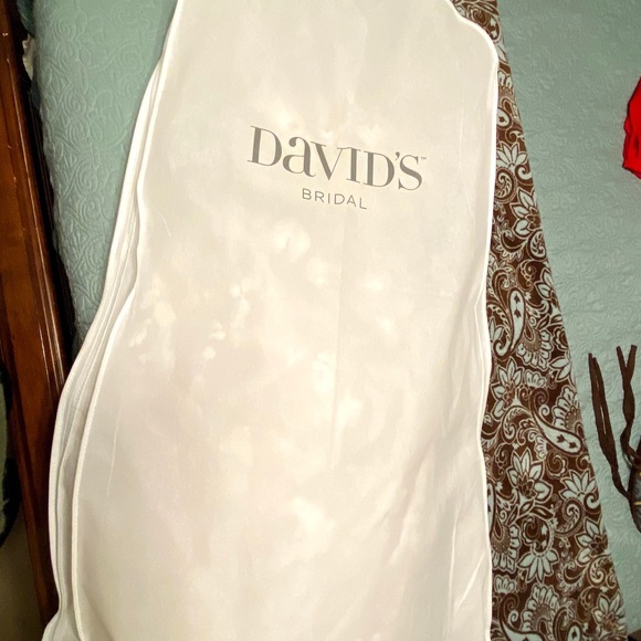 Brand New Wedding Dress - Picture 6 of 8